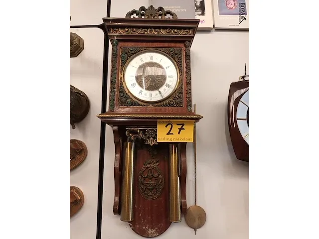 Lot 27 - muurklok - afbeelding 1 van  4