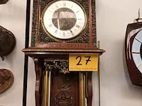 Lot 27 - muurklok - afbeelding 1 van  4