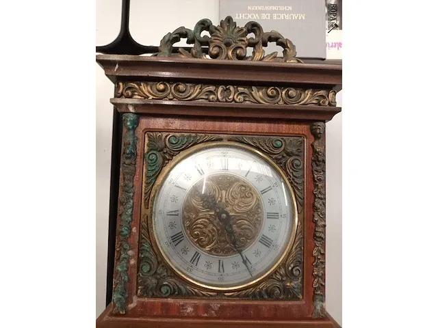 Lot 27 - muurklok - afbeelding 2 van  4