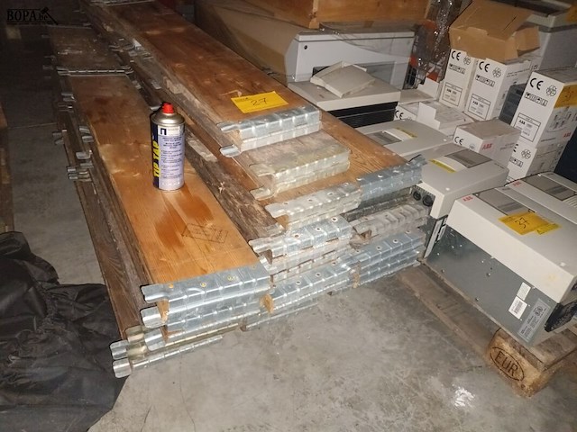 Lot 27 - palletranden. 18 stuks - afbeelding 2 van  3