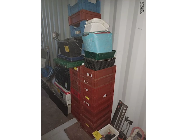 Lot 27 - pvc curverbakken - 30 stuks - afbeelding 2 van  2