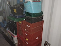 Lot 27 - pvc curverbakken - 30 stuks - afbeelding 2 van  2
