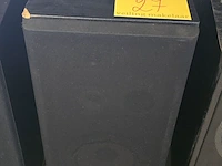 Lot 27 - speakers philips 2 stuks - afbeelding 1 van  4