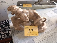 Lot 27 - terracotta panter