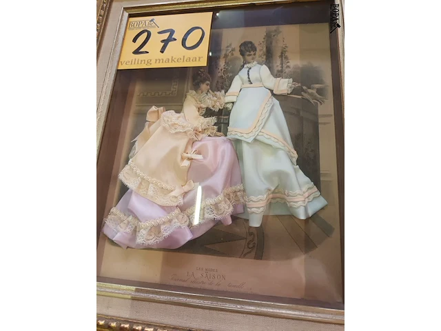 Lot 270 - kader les modes de la saison - afbeelding 3 van  4