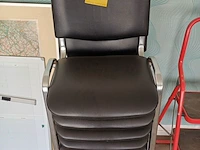 Lot 270 - lederen vergaderstoelen. 7 stuks - afbeelding 2 van  3
