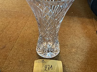 Lot 271 - heldere kristallen vaas - afbeelding 1 van  1