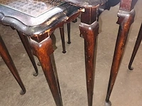 Lot 271 - set nesttafeltjes - afbeelding 4 van  5