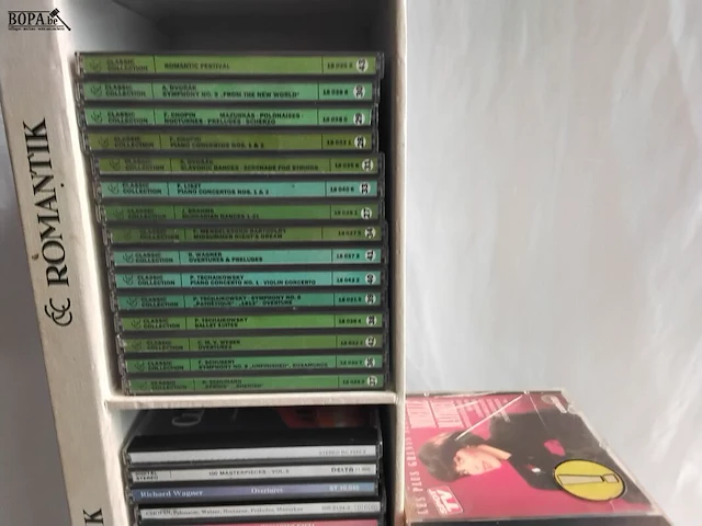 Lot 272 - lot, cd's, klassiek en allerlei, stapel - afbeelding 2 van  4