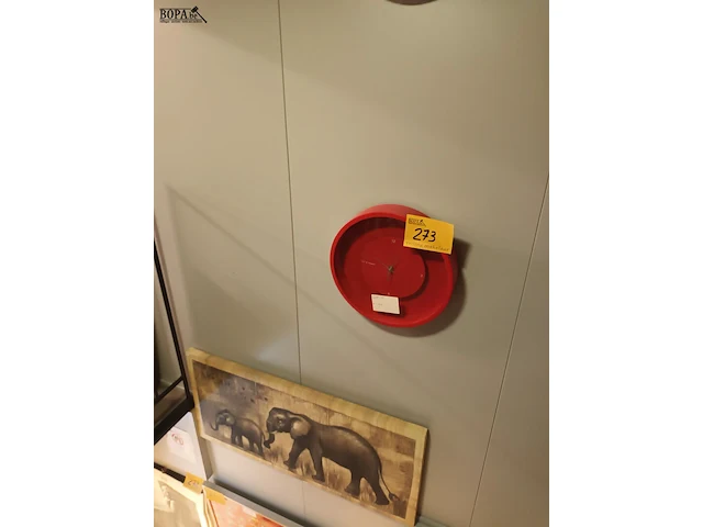 Lot 273 - kaders en wandklokken. 5 stuks - afbeelding 1 van  4