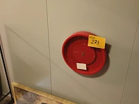 Lot 273 - kaders en wandklokken. 5 stuks - afbeelding 1 van  4