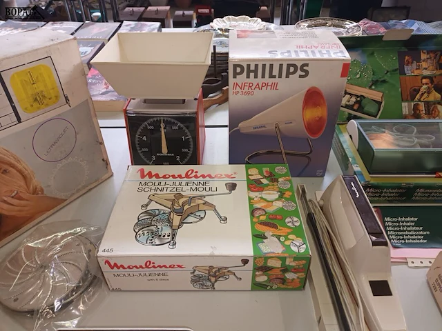 Lot 273 - retro elektro. 10 stuks - afbeelding 3 van  6