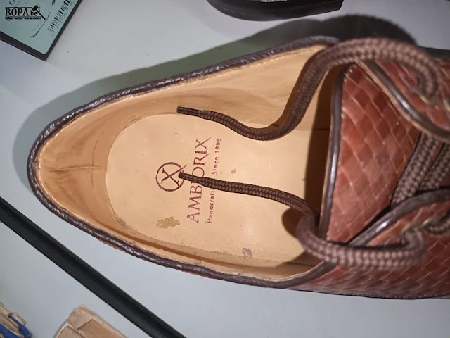 Lot 274 - schoenen ambiorix - afbeelding 3 van  4