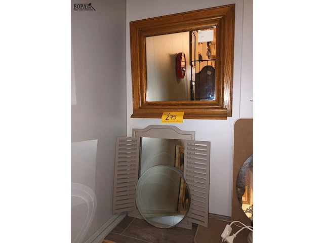 Lot 275 - spiegels. 3 stuks - afbeelding 1 van  3
