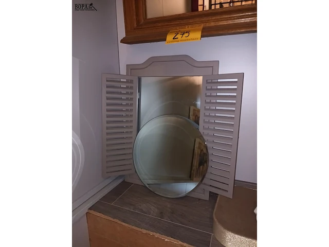 Lot 275 - spiegels. 3 stuks - afbeelding 3 van  3