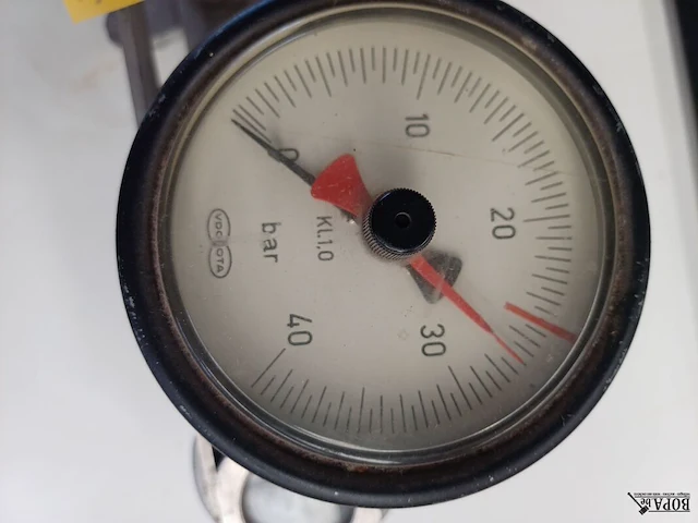 Lot 277 - drukmeter (h) - afbeelding 2 van  4
