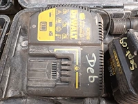 Lot 277 - klopboorhamer dewalt - afbeelding 5 van  5