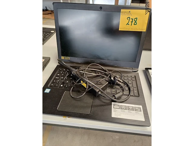 Lot 278 - acer laptop, lader (h) - afbeelding 1 van  5