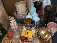 Lot 28 - decoratie. 45 stuks - afbeelding 1 van  5