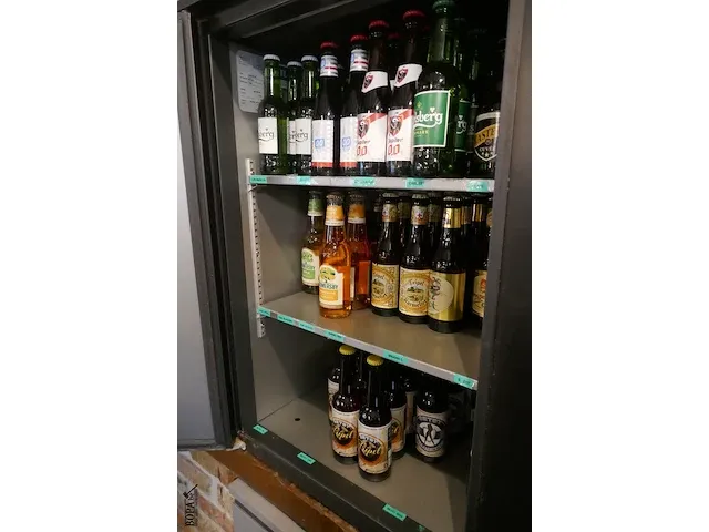 Lot 28 - diverse dranken - afbeelding 9 van  10