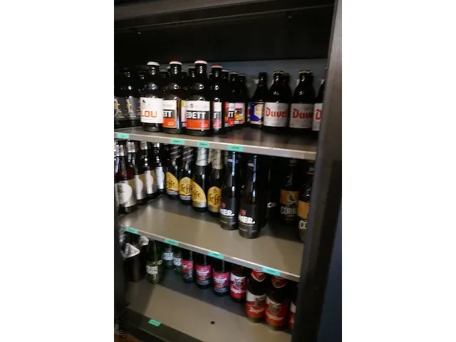 Lot 28 - diverse dranken - afbeelding 10 van  10