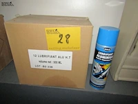 Lot 28 - doos didole smeerolie - afbeelding 1 van  1