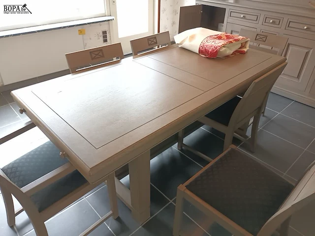 Lot 28 - eetkamer tafel - afbeelding 4 van  4