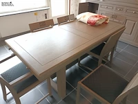 Lot 28 - eetkamer tafel - afbeelding 4 van  4