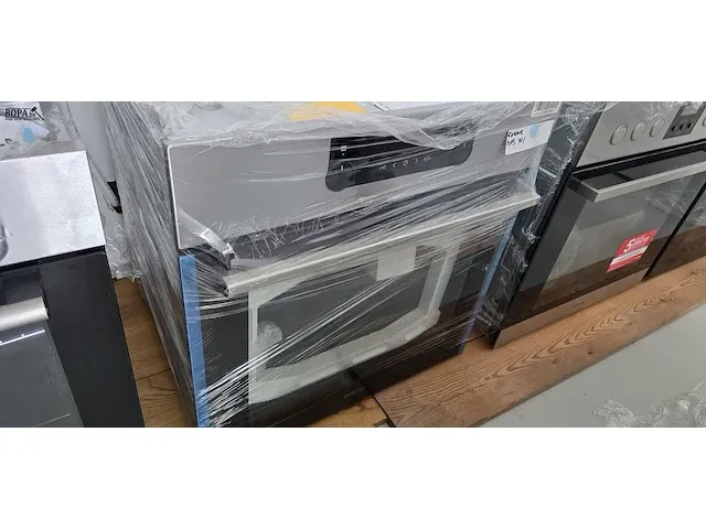 Lot 28 - inbouw oven gorenje - afbeelding 1 van  3