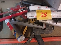 Lot 28 - lot siliconen en pompen - afbeelding 2 van  4