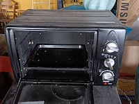 Lot 28 - oven primo - afbeelding 2 van  3