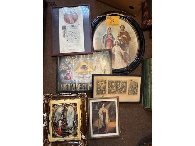 Lot 28 - religieuze kaders, 6 stuks - afbeelding 1 van  6