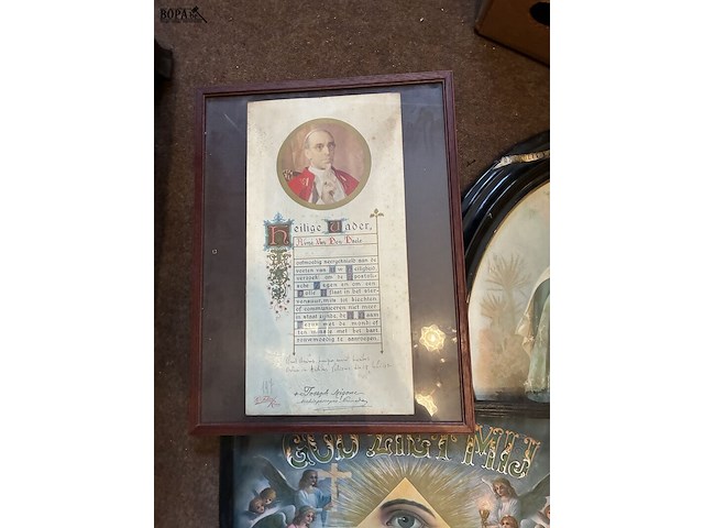 Lot 28 - religieuze kaders, 6 stuks - afbeelding 6 van  6