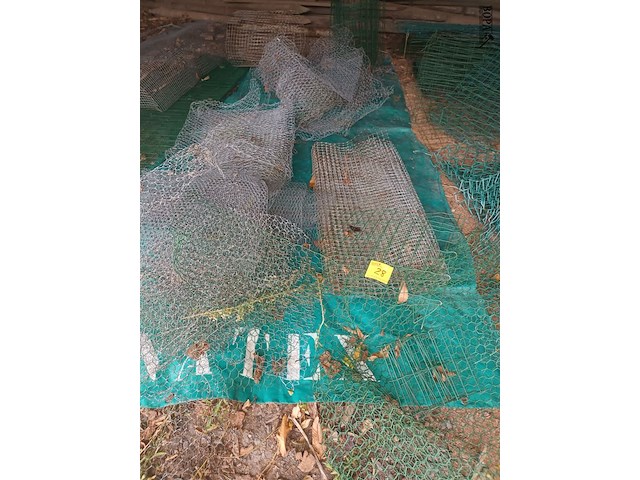 Lot 28 - resten omheiningsdraad - afbeelding 1 van  3