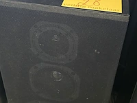 Lot 28 - speakers akai sr ha 102 2 stuks - afbeelding 1 van  5