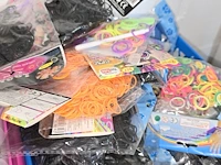 Lot 28 - top ball dora & hello kitty 7 stuks - afbeelding 6 van  6