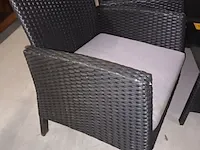 Lot 28 - wicker lounge set - afbeelding 4 van  7