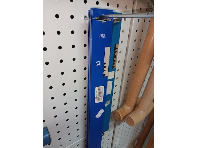 Lot 28 - zagen en zaagbladen - afbeelding 3 van  3