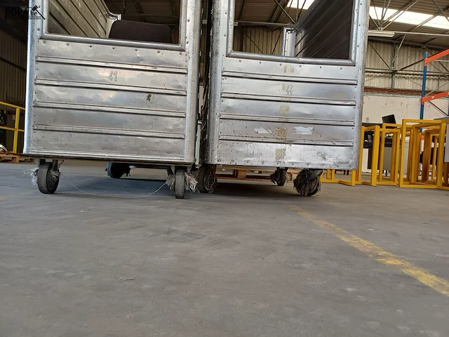 Lot 281 - aluminium transportkar. 2 stuks (h) - afbeelding 3 van  3