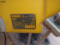 Lot 282 - verstekzaagmachine dewalt - afbeelding 2 van  3