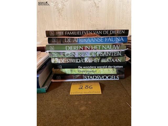 Lot 286 - artis historia boeken plant-dier incl prenten, 8 stuks - afbeelding 1 van  1