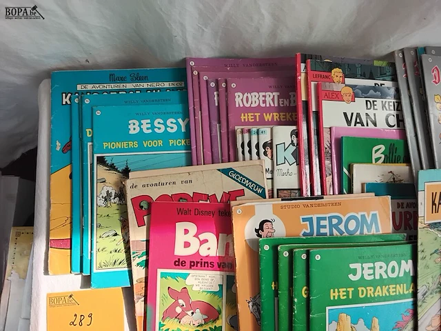 Lot 289 - lot strips, allerlei, stapel - afbeelding 2 van  4