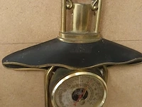 Lot 289 - schaal, kapstokken en barometer. 8 stuks - afbeelding 6 van  6