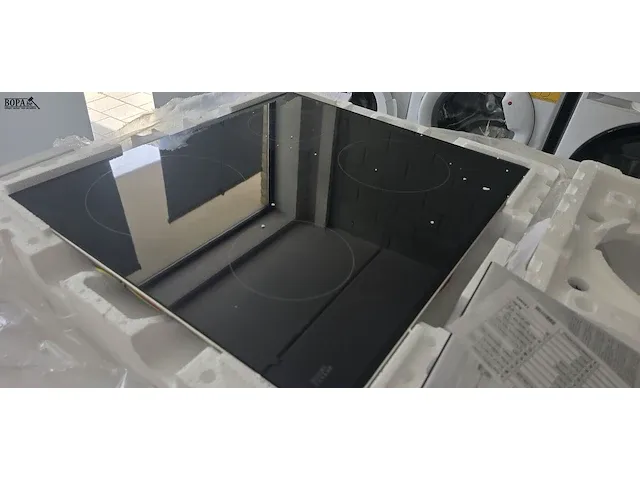 Lot 29 - bauknecht inbouw inductie fornuis - afbeelding 4 van  6