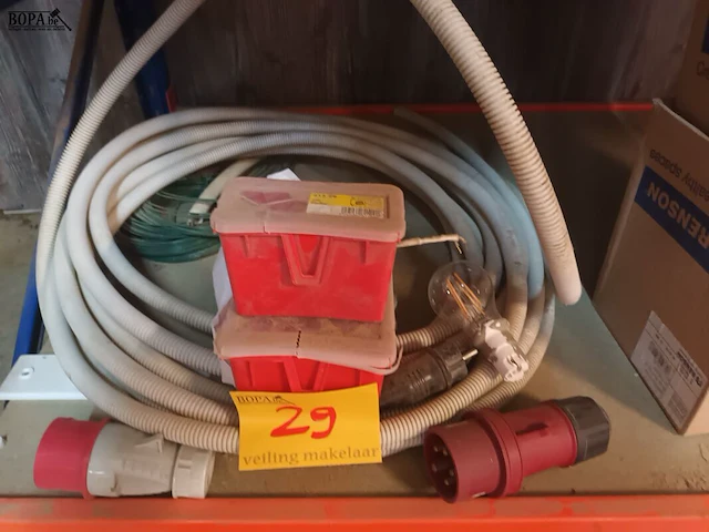 Lot 29 - divers werkmateriaal - afbeelding 2 van  6
