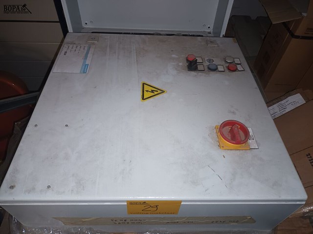 Lot 29 - elektriciteitskasten. 2 stuks - afbeelding 2 van  4