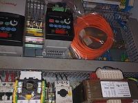 Lot 29 - elektriciteitskasten. 2 stuks - afbeelding 4 van  4