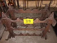 Lot 29 - houten wijnrekje - afbeelding 1 van  3