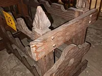 Lot 29 - houten wijnrekje - afbeelding 2 van  3