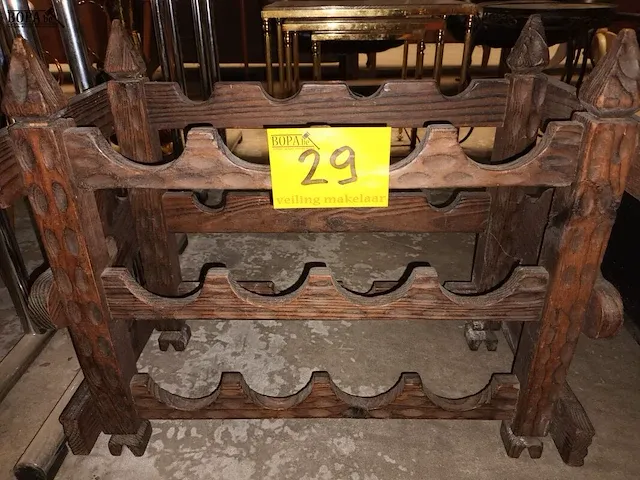 Lot 29 - houten wijnrekje - afbeelding 3 van  3
